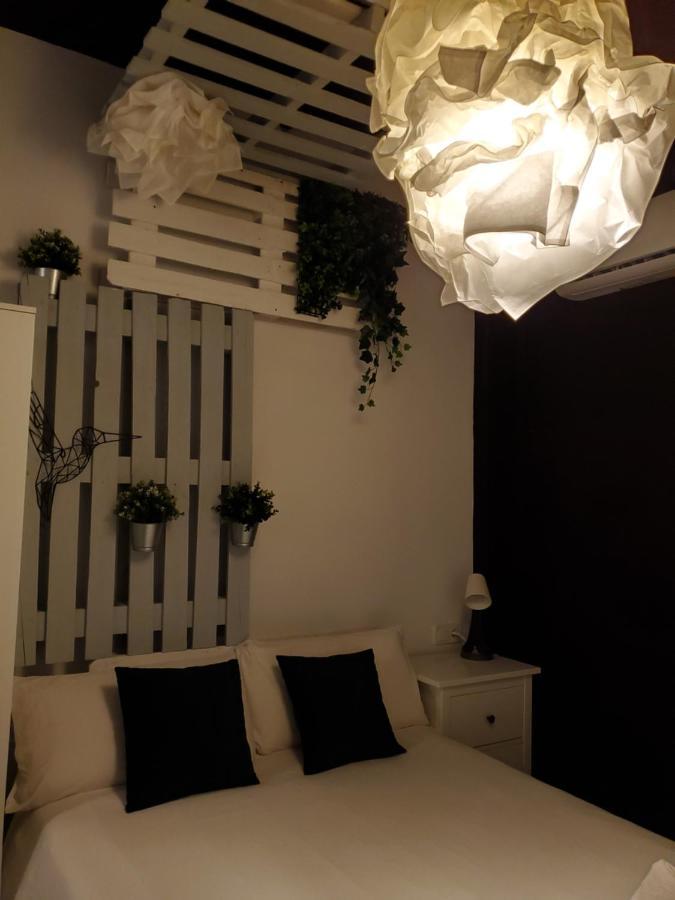 Small And Cozy Rooms - G Валенсия Экстерьер фото