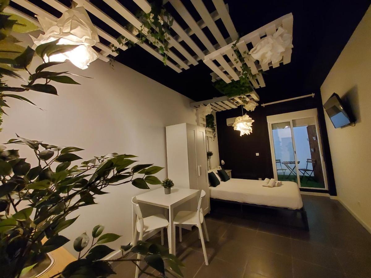 Small And Cozy Rooms - G Валенсия Экстерьер фото